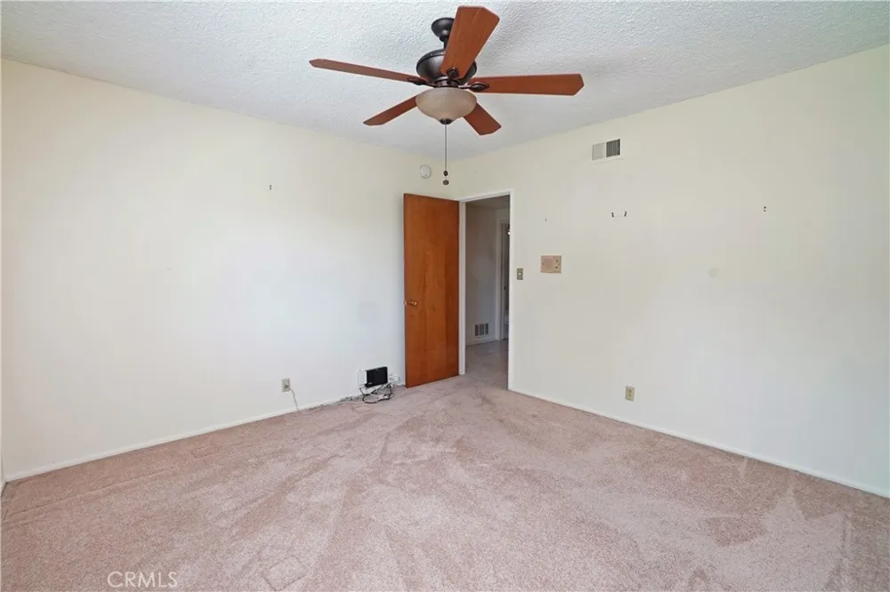 8635 Muller Downey, CA 90241