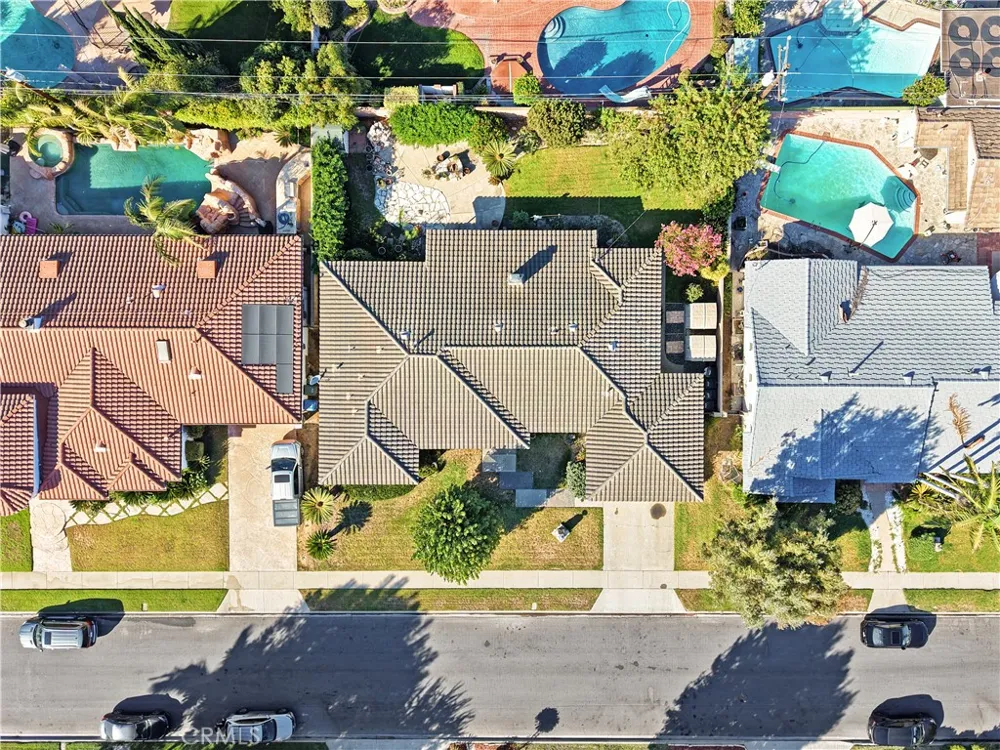 8635 Muller Downey, CA 90241