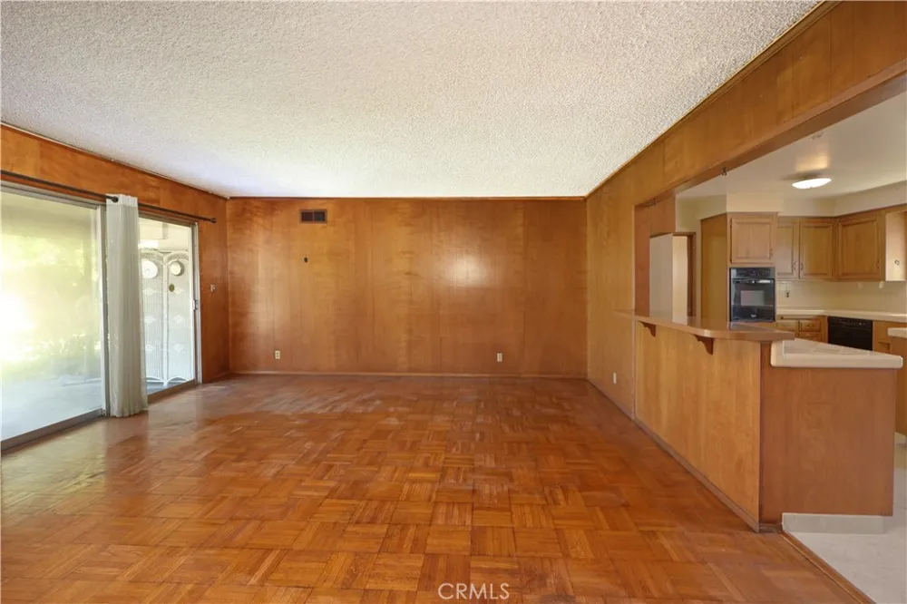 8635 Muller Downey, CA 90241