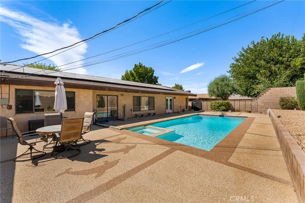 44608 Loneoak Avenue Lancaster, CA 93534