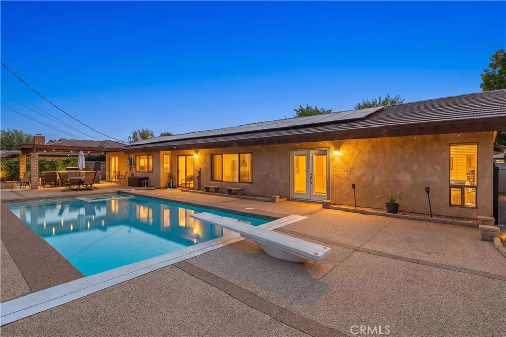 44608 Loneoak Avenue Lancaster, CA 93534