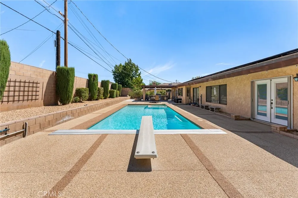 44608 Loneoak Avenue Lancaster, CA 93534