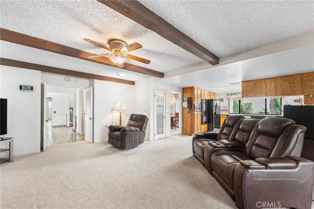 44608 Loneoak Avenue Lancaster, CA 93534