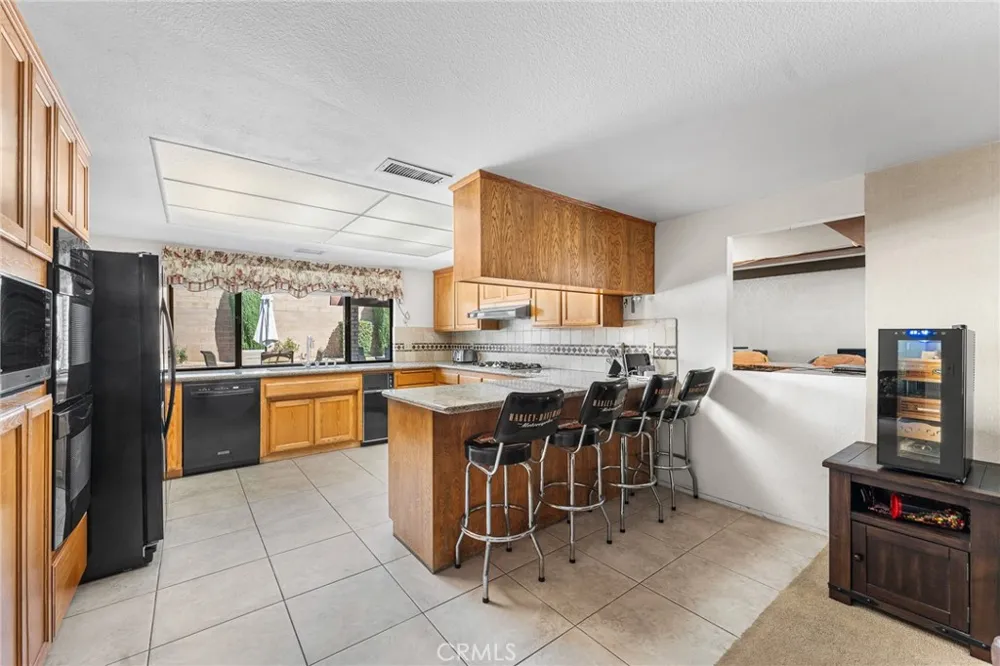 44608 Loneoak Avenue Lancaster, CA 93534