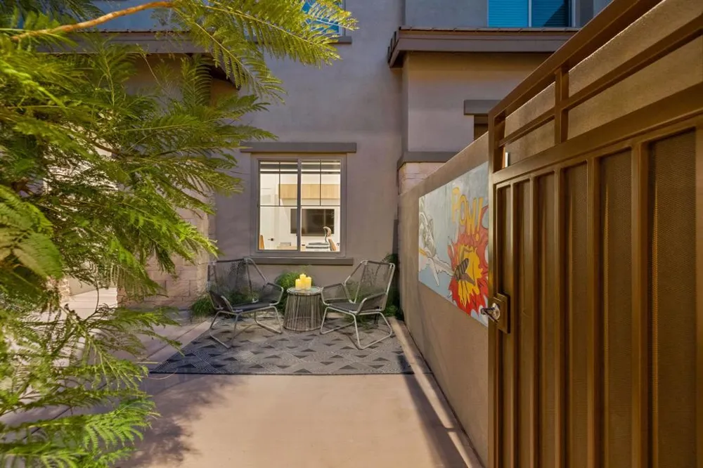 1401 Retreat Circle Palm Desert, CA 92260