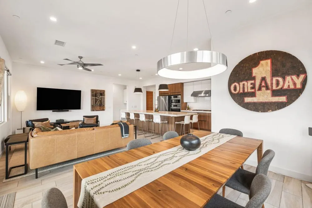 1401 Retreat Circle Palm Desert, CA 92260