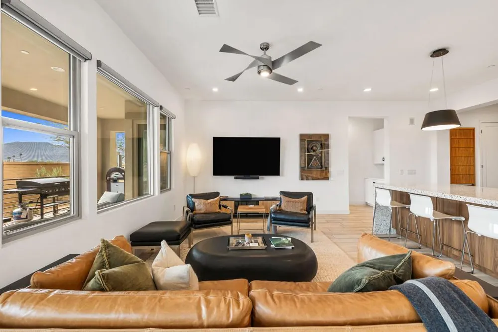 1401 Retreat Circle Palm Desert, CA 92260
