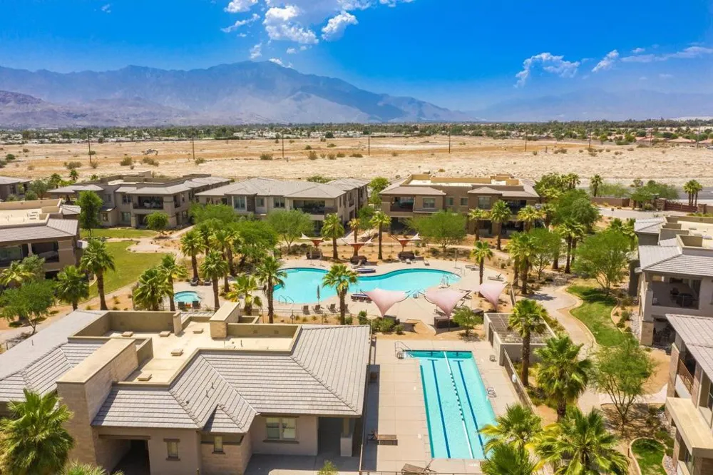 1401 Retreat Circle Palm Desert, CA 92260