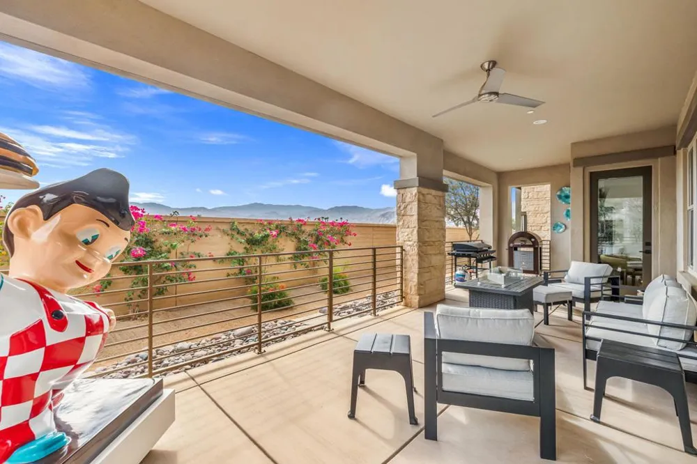 1401 Retreat Circle Palm Desert, CA 92260