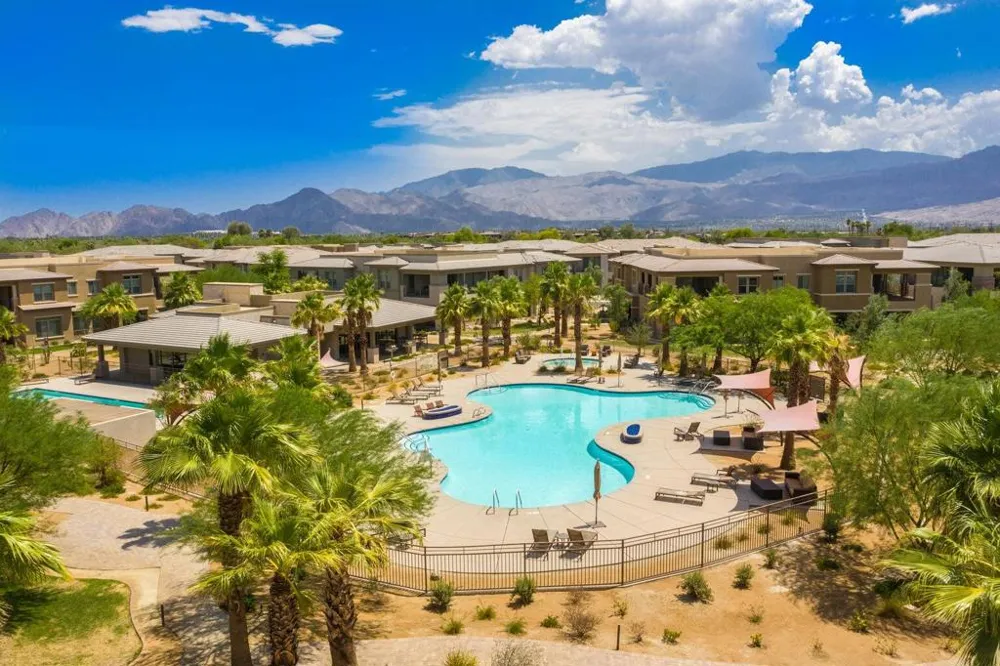 1401 Retreat Circle Palm Desert, CA 92260