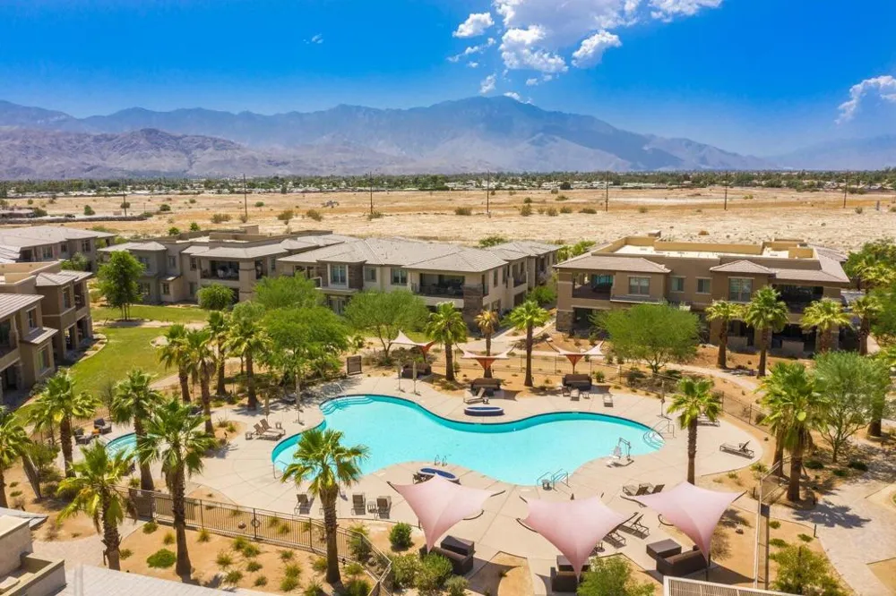 1401 Retreat Circle Palm Desert, CA 92260