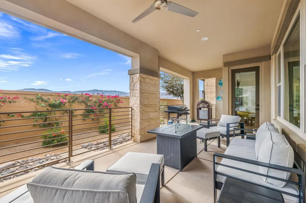 1401 Retreat Circle Palm Desert, CA 92260