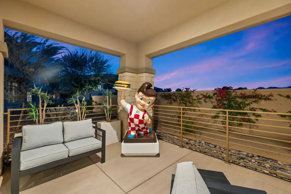 1401 Retreat Circle Palm Desert, CA 92260