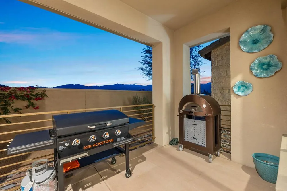 1401 Retreat Circle Palm Desert, CA 92260