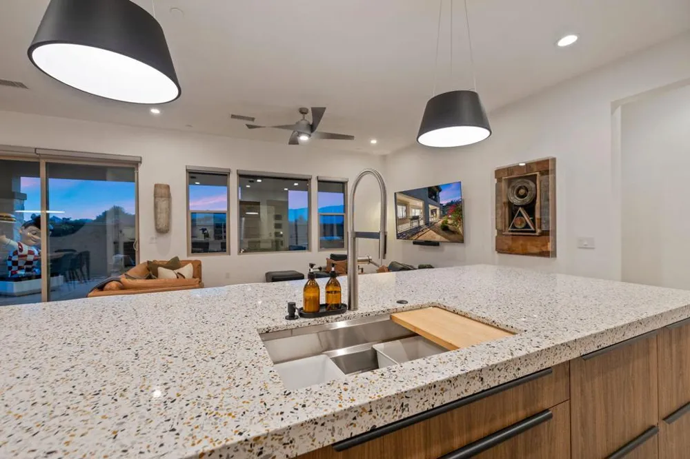 1401 Retreat Circle Palm Desert, CA 92260