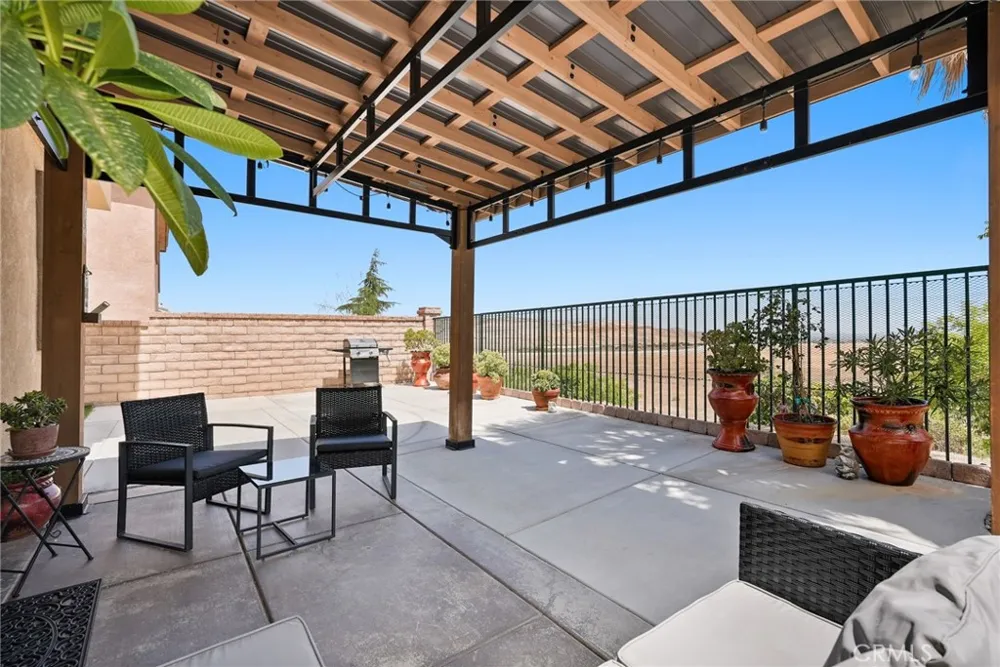 37318 Queen Anne Place Palmdale, CA 93551