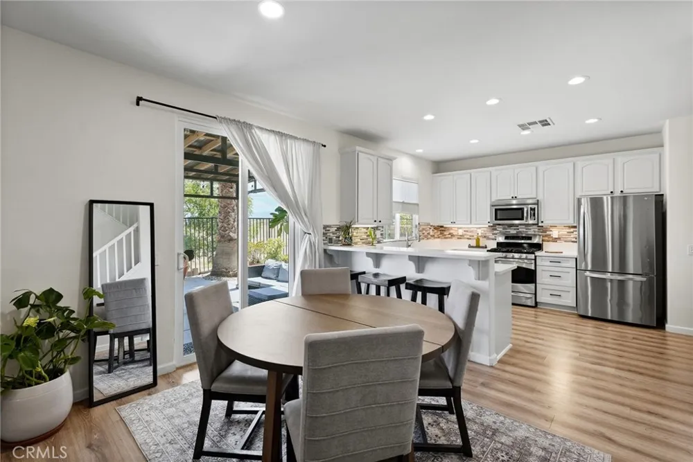 37318 Queen Anne Place Palmdale, CA 93551
