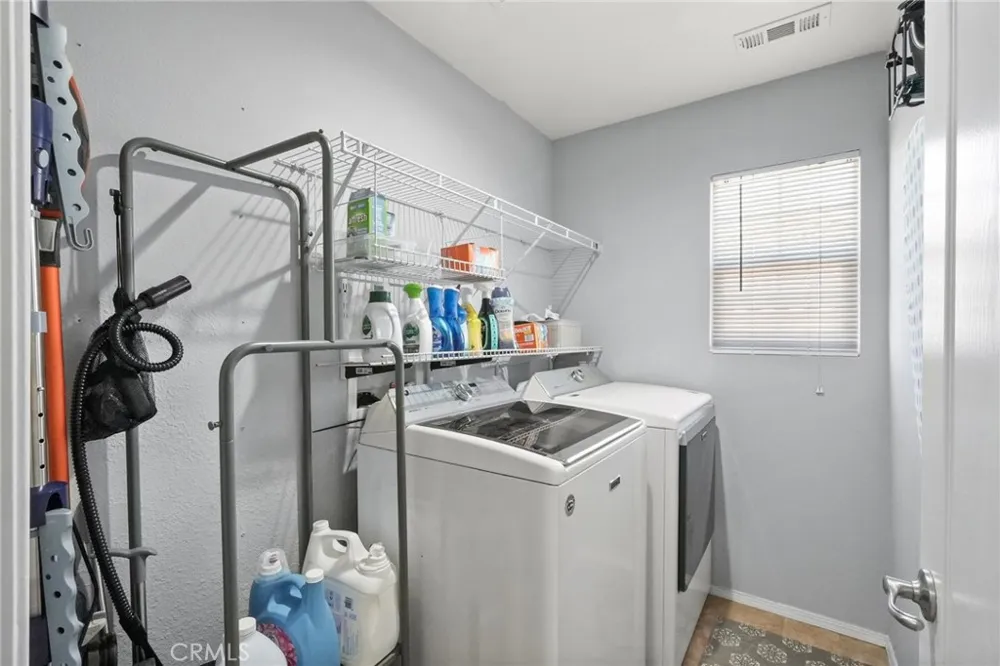 37318 Queen Anne Place Palmdale, CA 93551