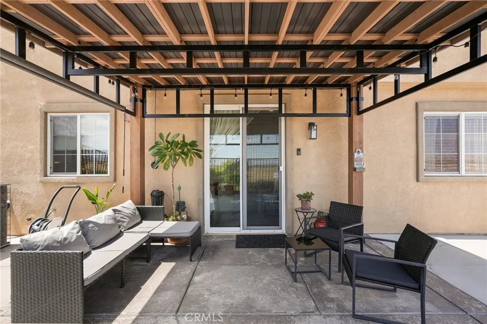 37318 Queen Anne Place Palmdale, CA 93551