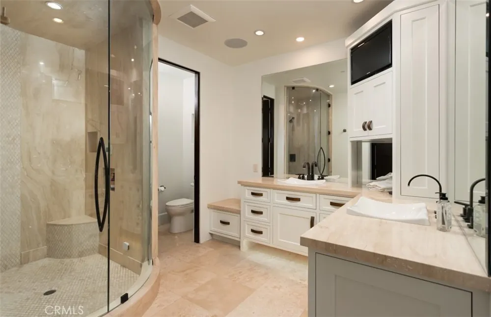 26 S La Senda Drive Laguna Beach, CA 92651