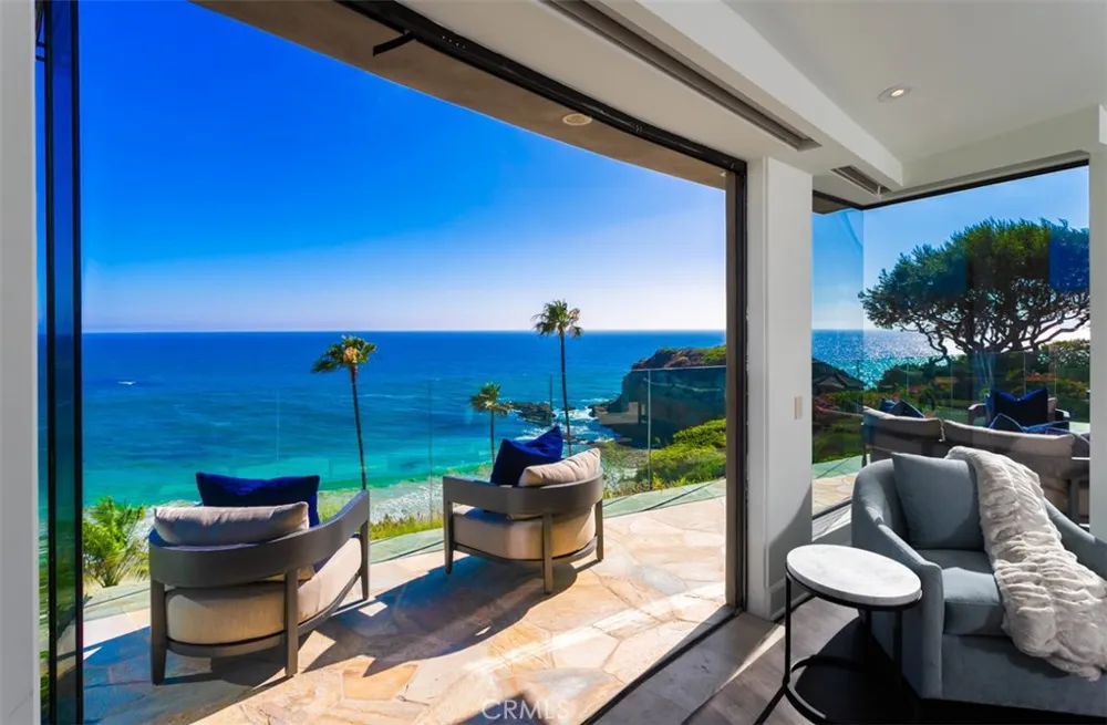 26 S La Senda Drive Laguna Beach, CA 92651