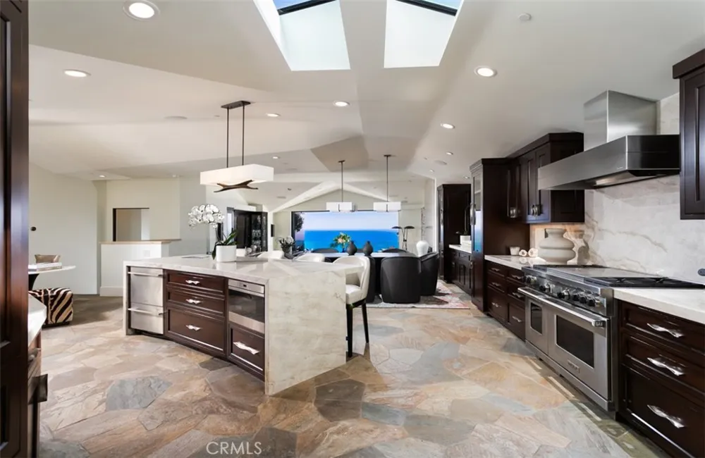 26 S La Senda Drive Laguna Beach, CA 92651