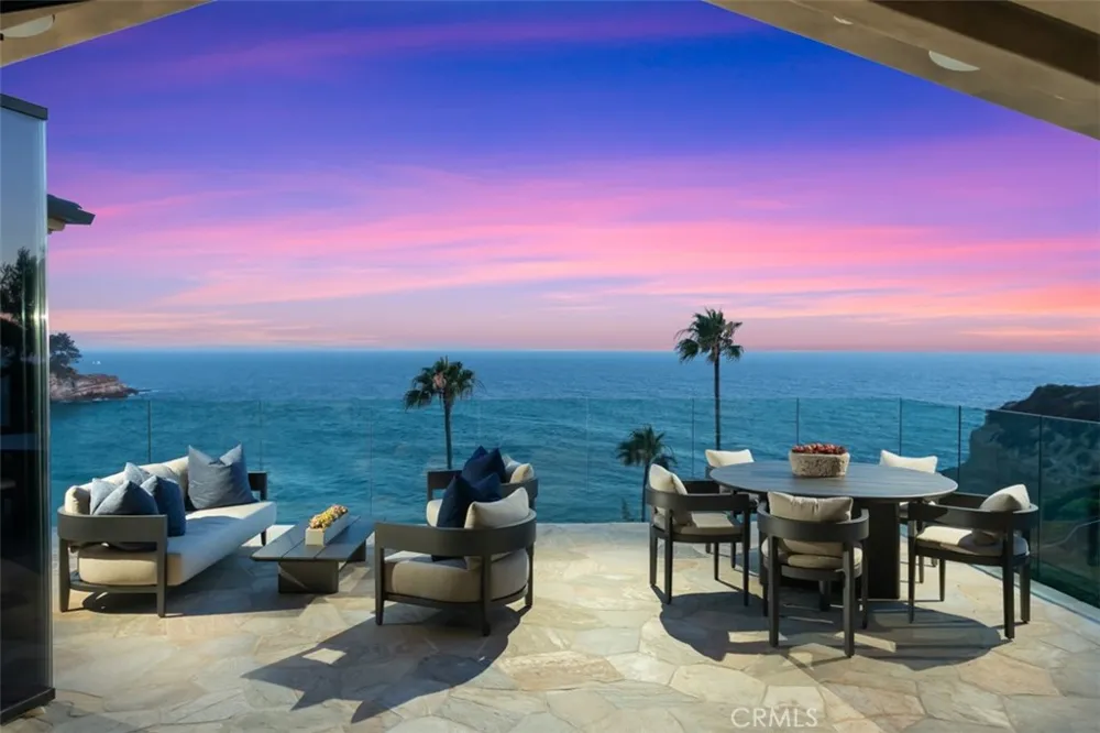 26 S La Senda Drive Laguna Beach, CA 92651