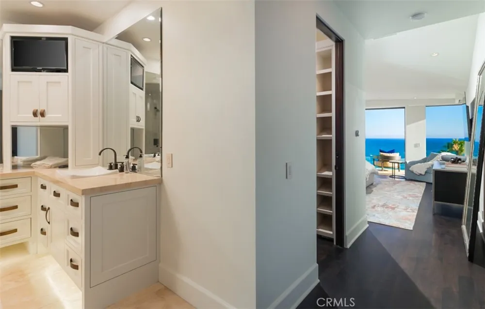 26 S La Senda Drive Laguna Beach, CA 92651