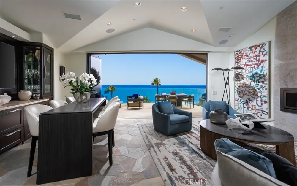 26 S La Senda Drive Laguna Beach, CA 92651