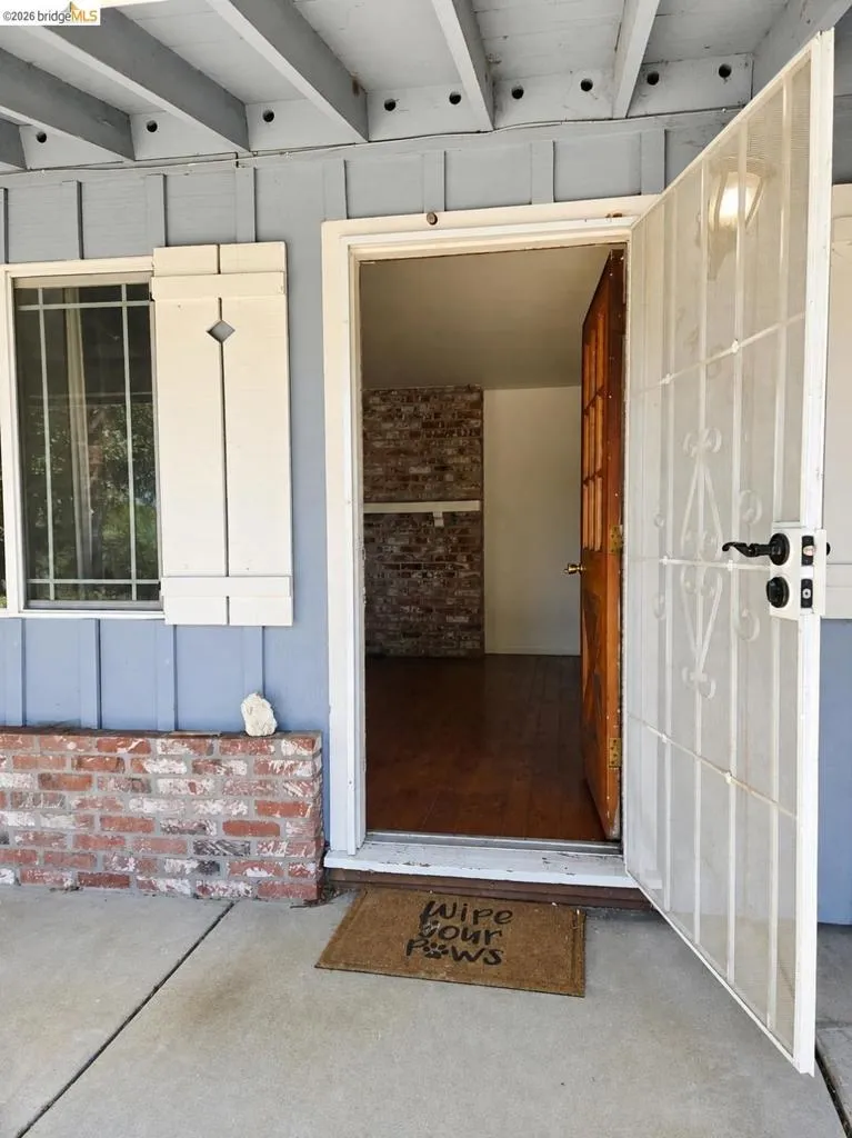 1480 Delwood St Vallejo, CA 94591