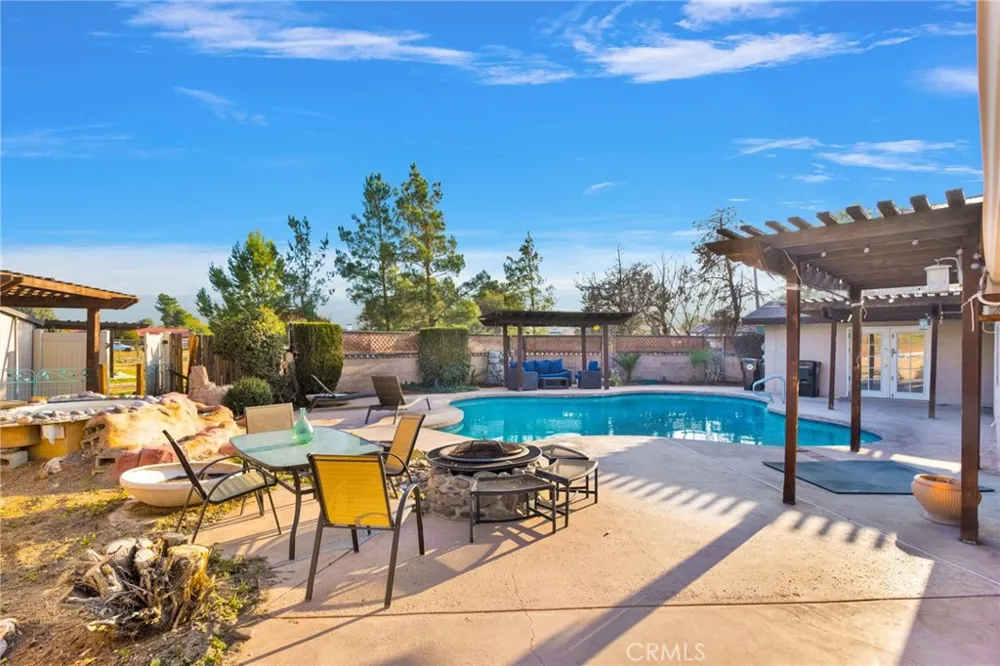 14415 Erie Apple Valley, CA 92307