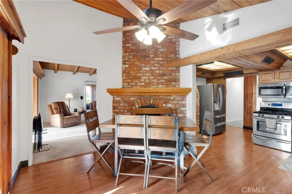 14415 Erie Apple Valley, CA 92307