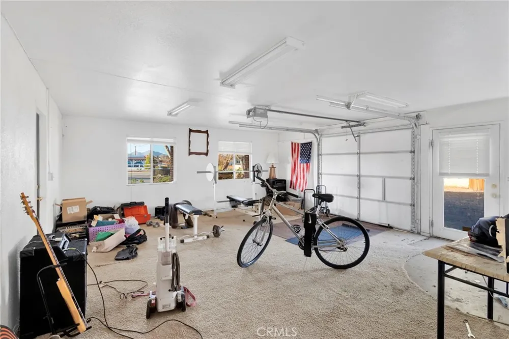 14415 Erie Apple Valley, CA 92307