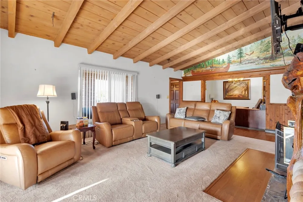 14415 Erie Apple Valley, CA 92307