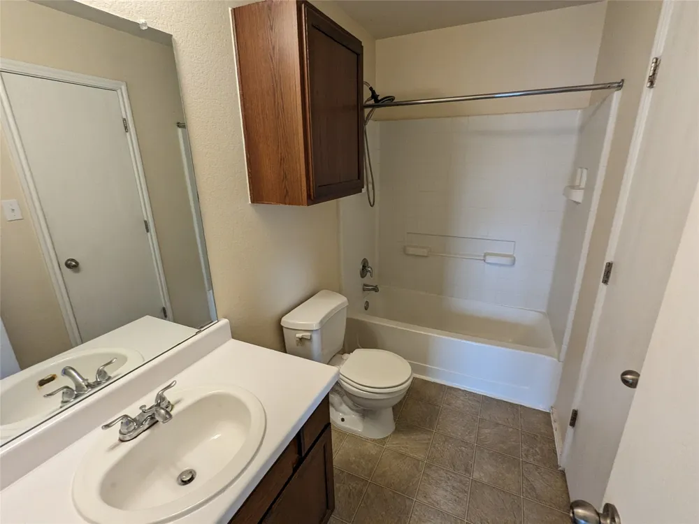220 Quarter Avenue Buda, TX 78610
