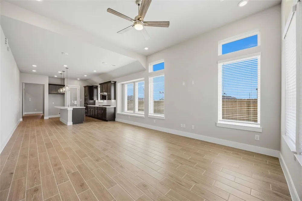11110 Bluebonnet Prairie Lane Iowa Colony, TX 77583