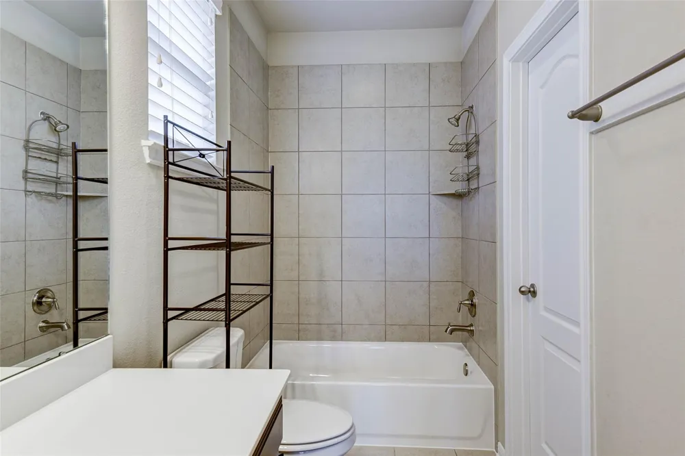 2603 Deerwood Heights Lane Manvel, TX 77578