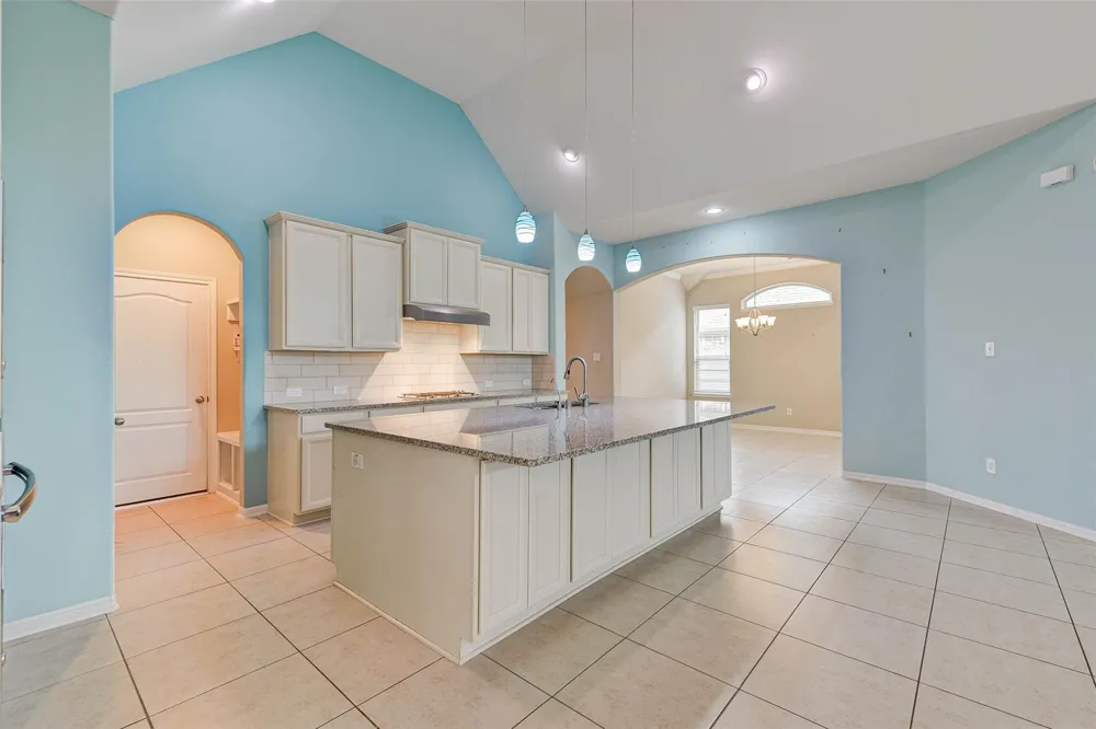 2603 Deerwood Heights Lane Manvel, TX 77578
