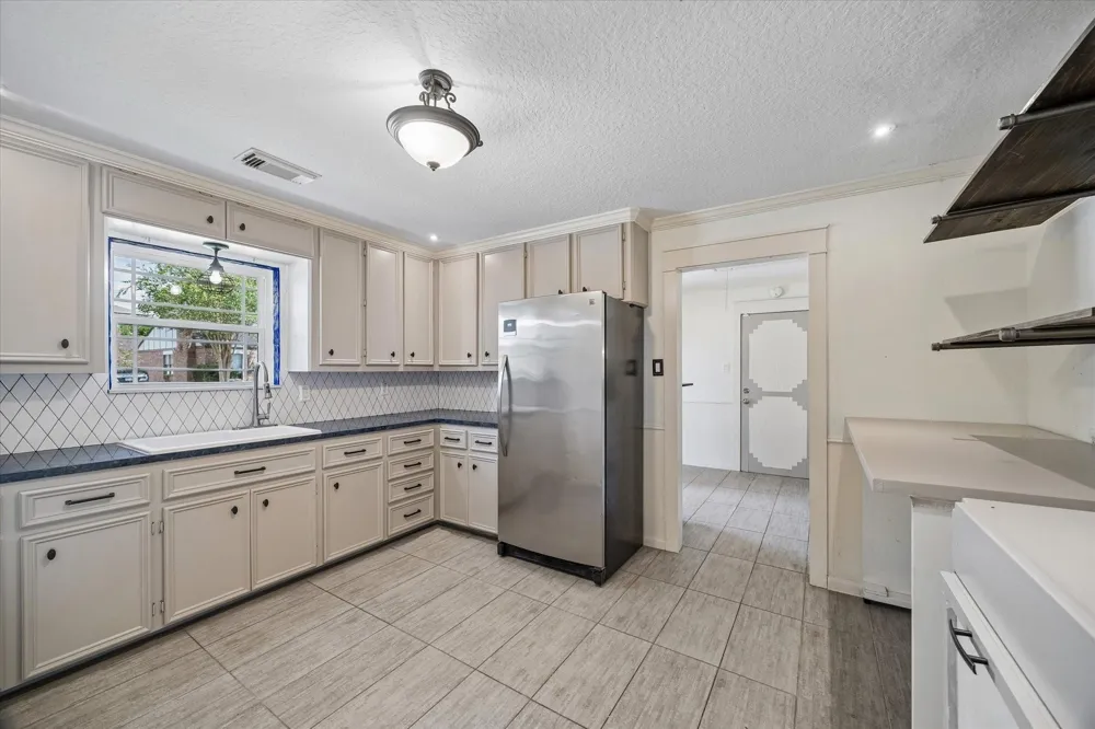 19614 Suncove Lane Humble, TX 77346
