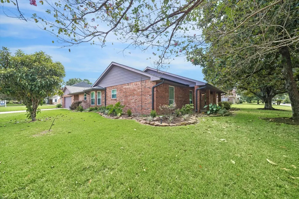 19614 Suncove Lane Humble, TX 77346