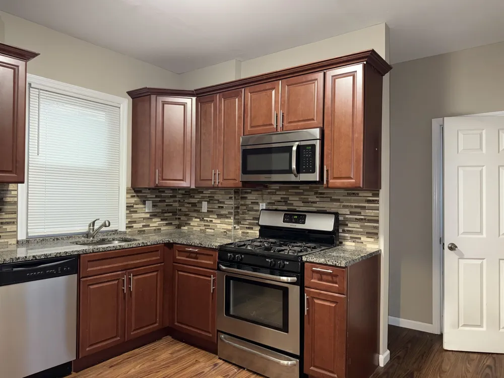 339 FOREST ST Kearny, NJ 07032