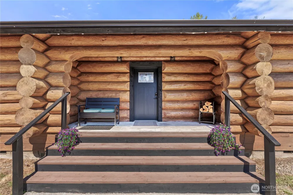 449 Collins Road Toledo, WA 98591
