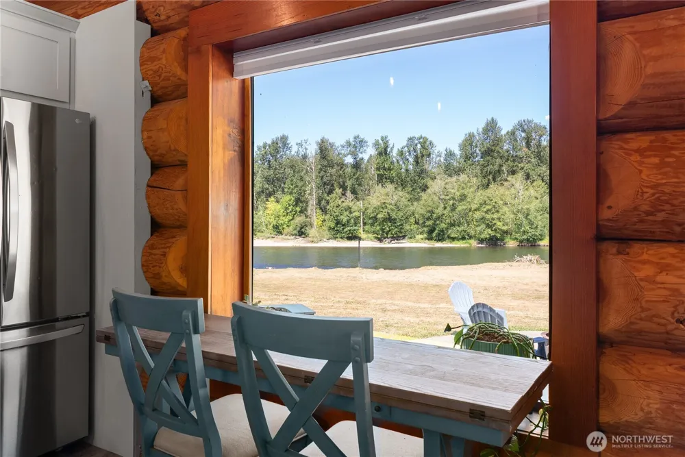449 Collins Road Toledo, WA 98591