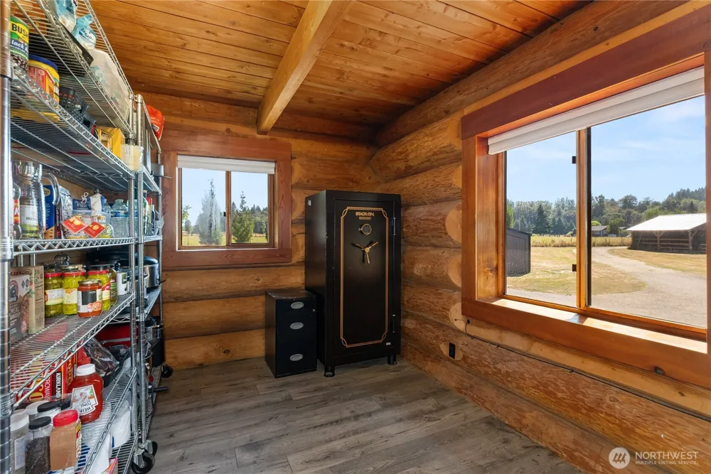 449 Collins Road Toledo, WA 98591