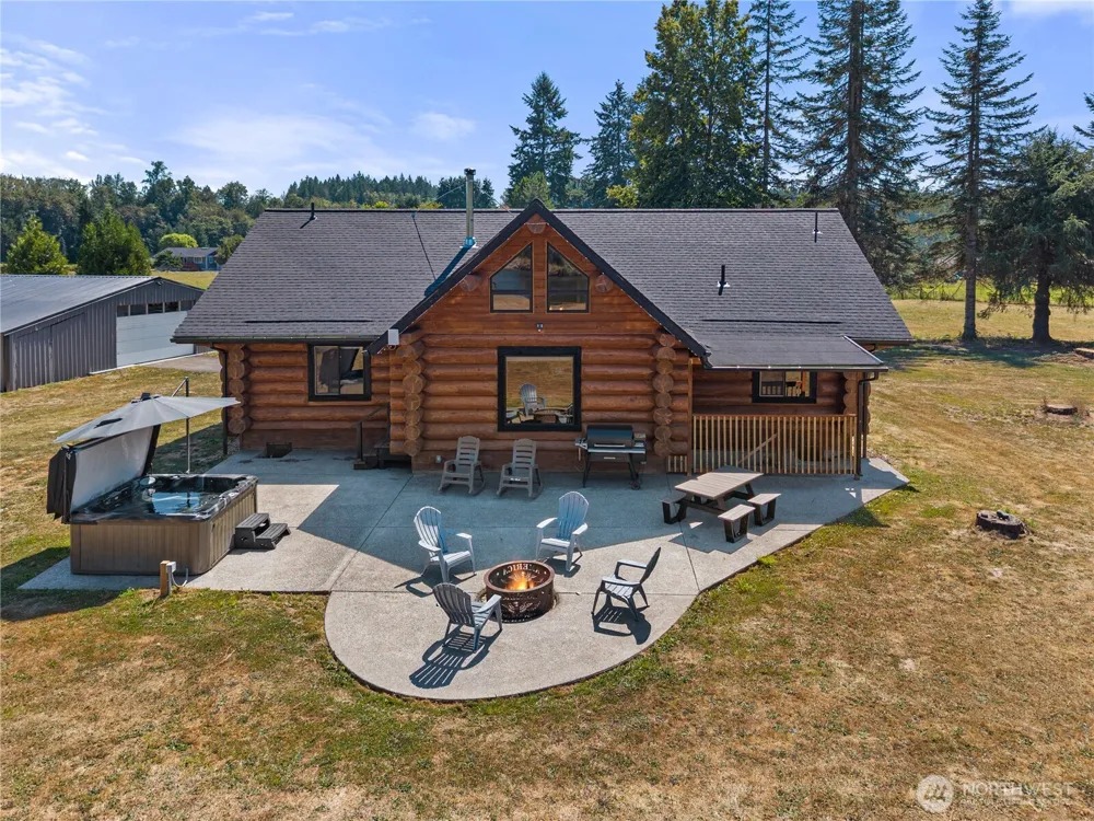 449 Collins Road Toledo, WA 98591