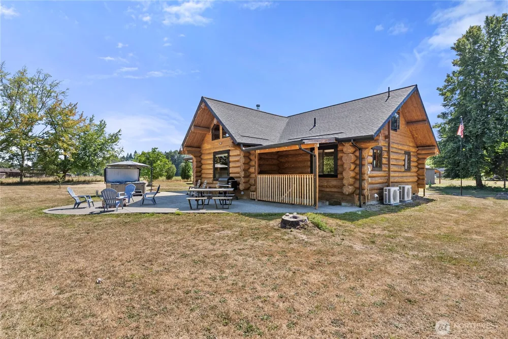 449 Collins Road Toledo, WA 98591
