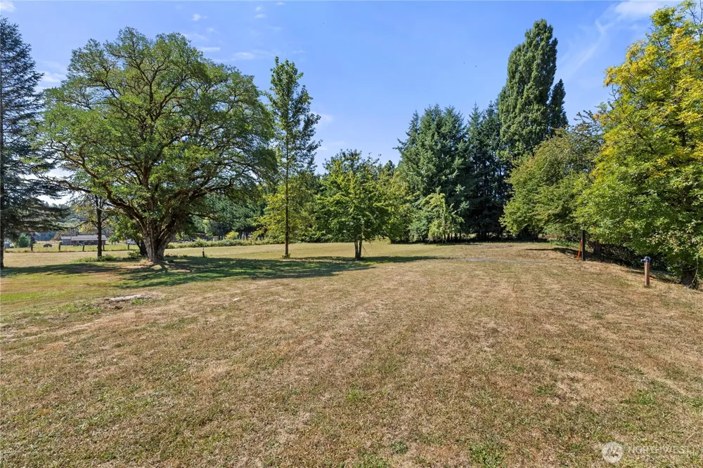 449 Collins Road Toledo, WA 98591