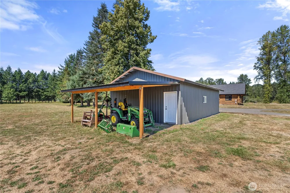 449 Collins Road Toledo, WA 98591