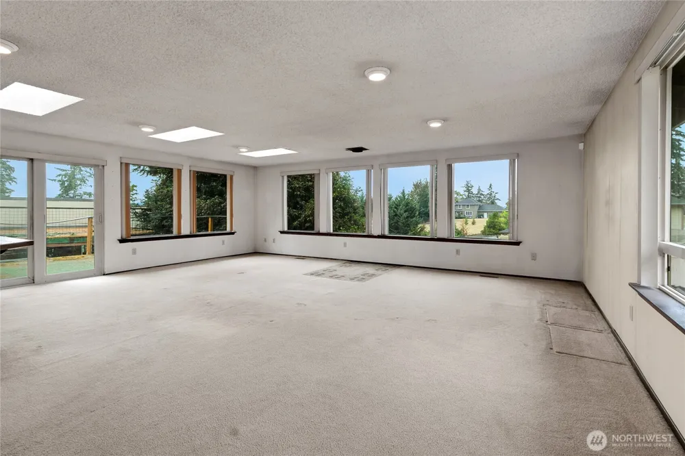 902 66th Avenue E Fife, WA 98424