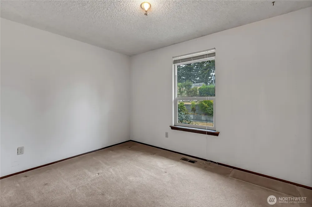 902 66th Avenue E Fife, WA 98424
